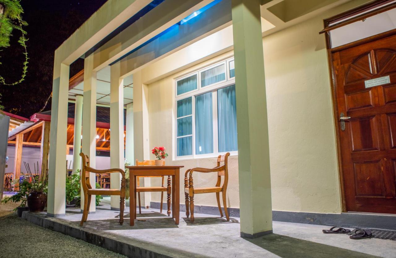Charming Holiday Lodge- Addu Atoll Meedhoo, Maldives Exterior foto