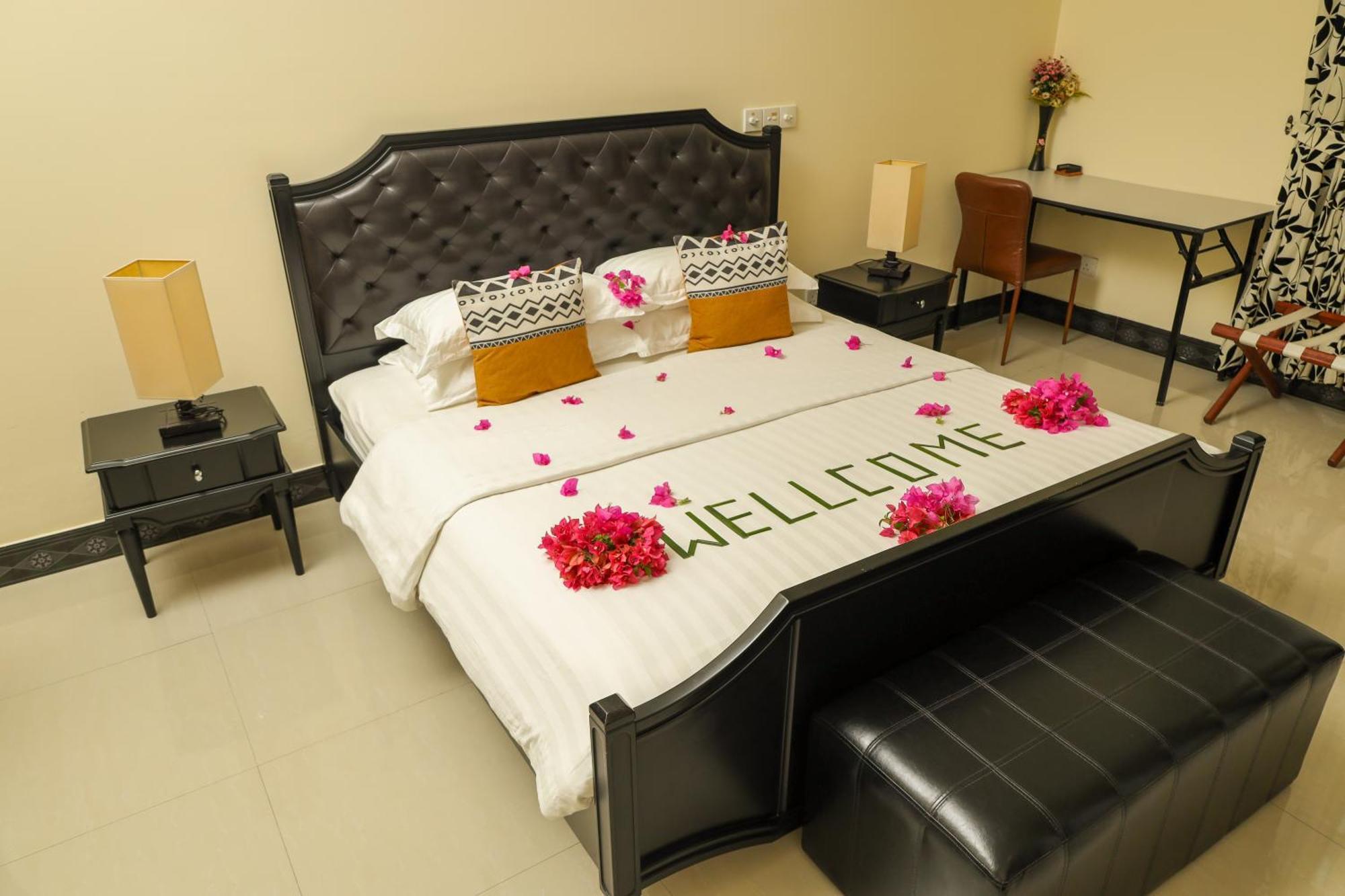 Charming Holiday Lodge- Addu Atoll Meedhoo, Maldives Exterior foto